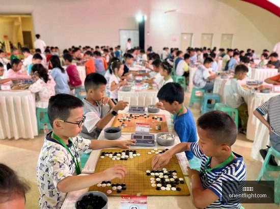 拜仁欧冠小,组赛,连冠在望红,开云官网,开云品牌,时尚奢侈品,开云集团,奢侈品官网,开云新闻,品牌故事,开云产品,开云商城,开云在线购物,开云时尚